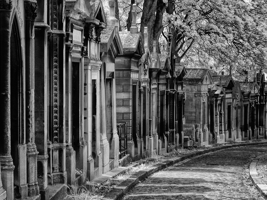 Infrared photo of Père Lachaise Cemetery in Paris.
